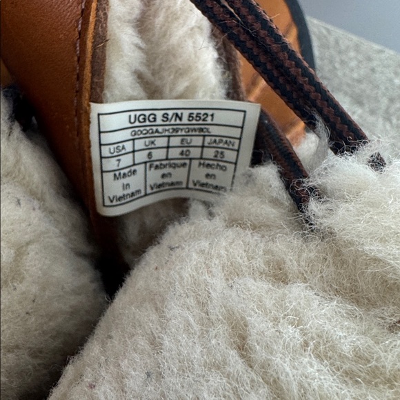 Ugg Winter Snow Butte Boots Worchester Men Size 7 Women Size 8.5 Lined - Picture 9 of 10